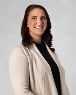 Dr. Chalis Trelor, Au.D. headshot